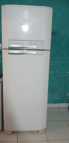 Geladeira Electrolux 430L