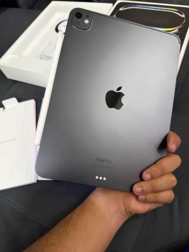 iPad Pro M4 256GB | Completo | Novo