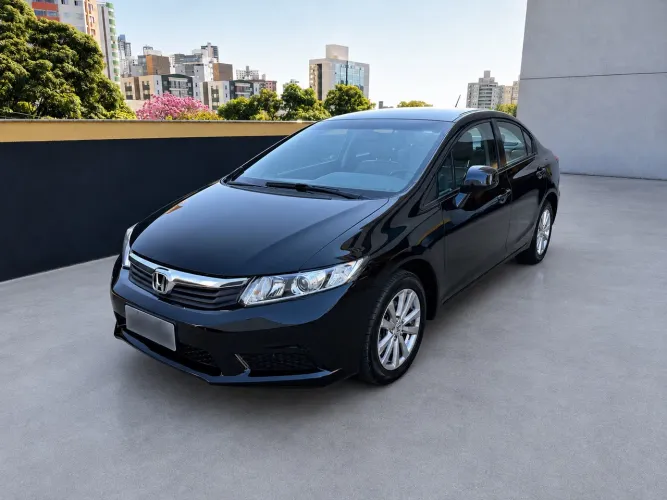 Honda Civic Sedan LXS 1.8/1.8 Flex 16V Aut. 4P 2013