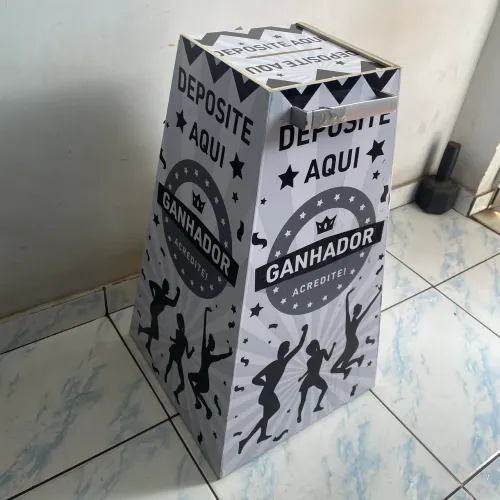 Urna para sorteios Grande +Cadeado