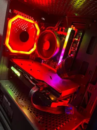 PC Gamer Ryzen 3 + GTX 1660 SUPER