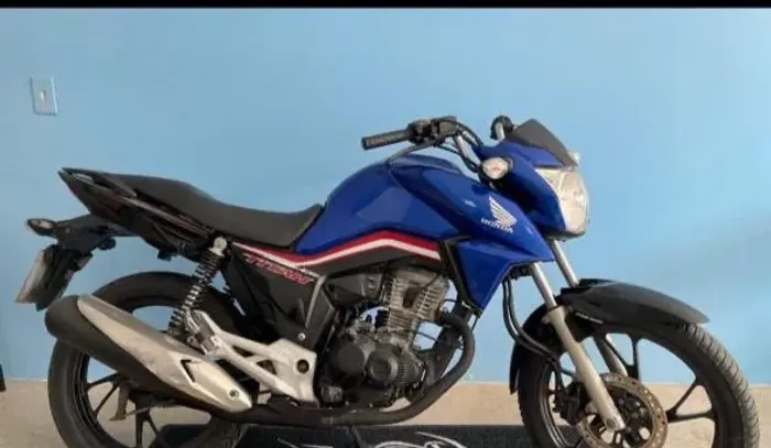 Alugo moto pra app ou pra uso pessoal  qualquer coisa chama no pv ou no zap *