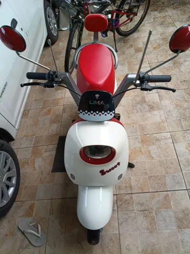 Moto elétrica