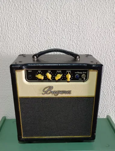 Amplificador Valvulado Bugera V5