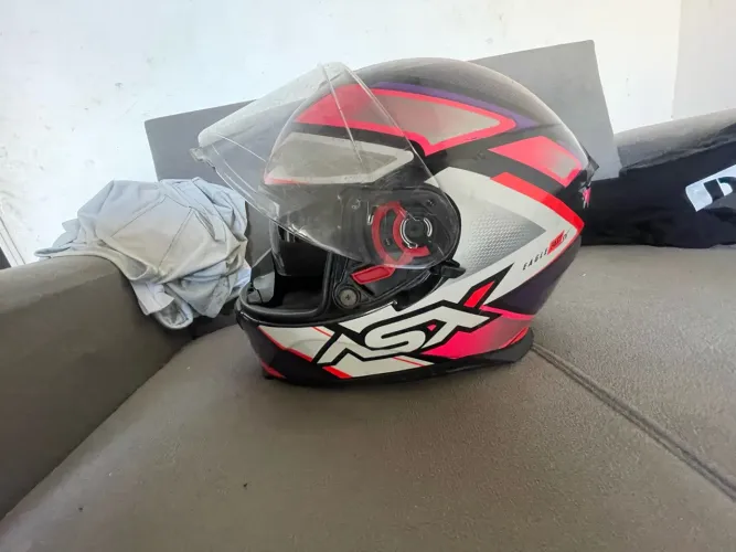 CAPACETE ASX ORIGINAL COM ÓCULOS INTERNO E NARIGUEIRA
