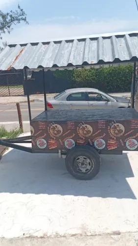 Carrocinha de churrasco e Lanches .