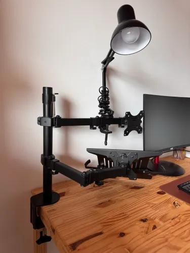 Suporte de Mesa Articulado para Notebook + Monitor + Luminária