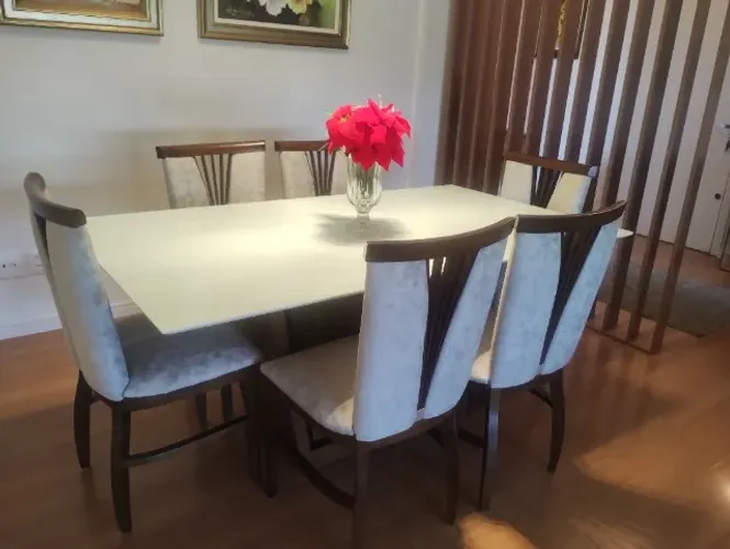 Mesa e Cadeiras para Sala de Jantar