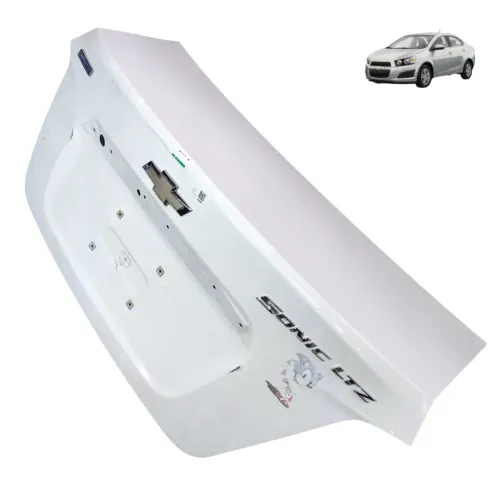 Tampa traseira GM Sonic Sedan 2012 2013 2014 Branco