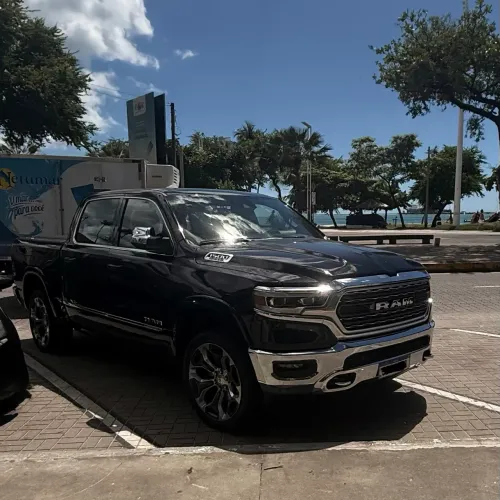Ram 1500 Limited 5.7 CD 4X4 Aut. 2023
