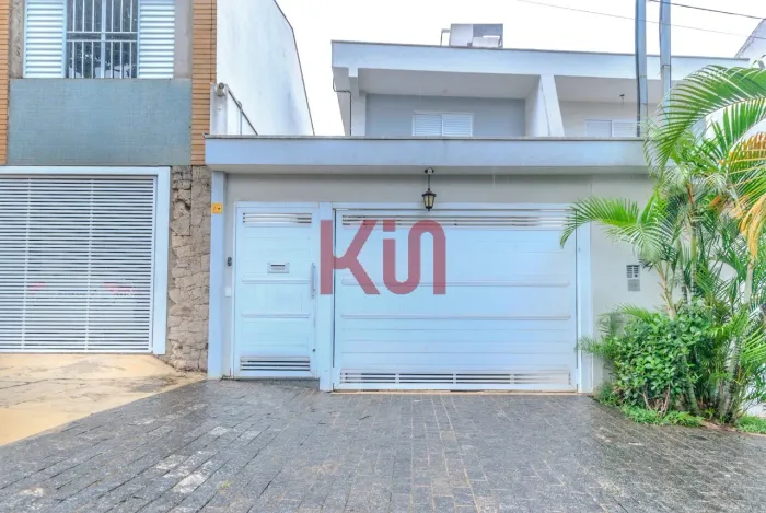 Imperdível: Casa à venda em São Paulo-SP, Cambuci! 3 quartos, 4 banheiros, 5 vagas e 250m²