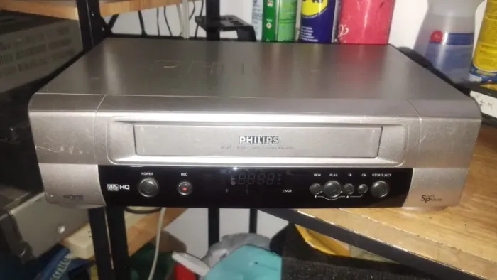 SUCATA VÍDEO CASSETE PHILIPS VR-607 NÃO FUNCIONA