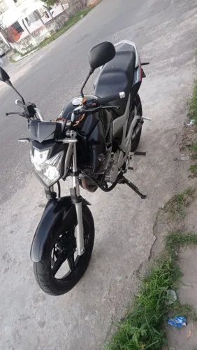 Vendo moto fazer 250
