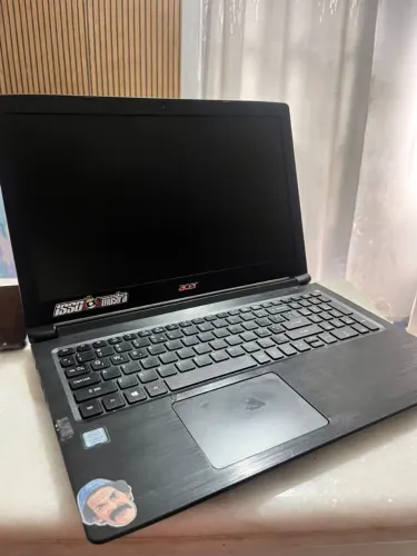 NOTEBOOK ACER I3 / 8GB RAM / SSD 256GB / HD 500GB