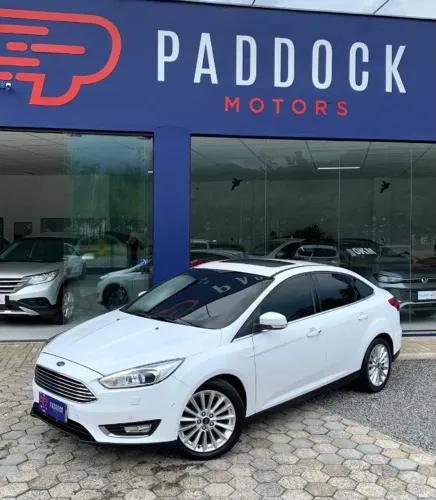 Focus Titanium Plus 2.0 Aut. 2019 com teto solar!