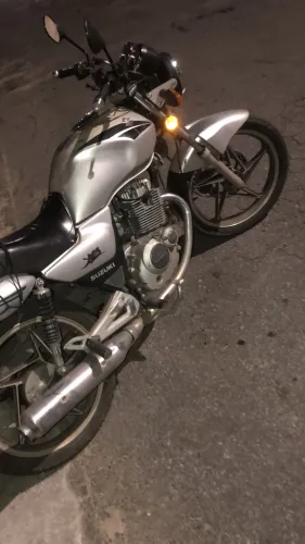 Moto suzuki yes