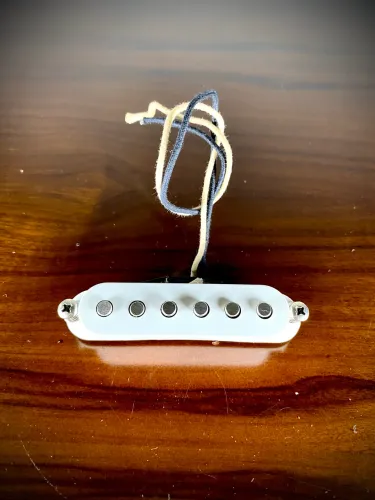 Captador Nzaganin Single coil Stratocaster, posição braço.