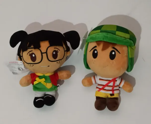 PELÚCIAS CHAVES E CHIQUINHA 