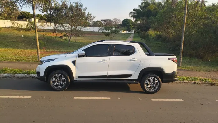 Fiat Strada Volcano 1.3 Flex 8V CD 2022