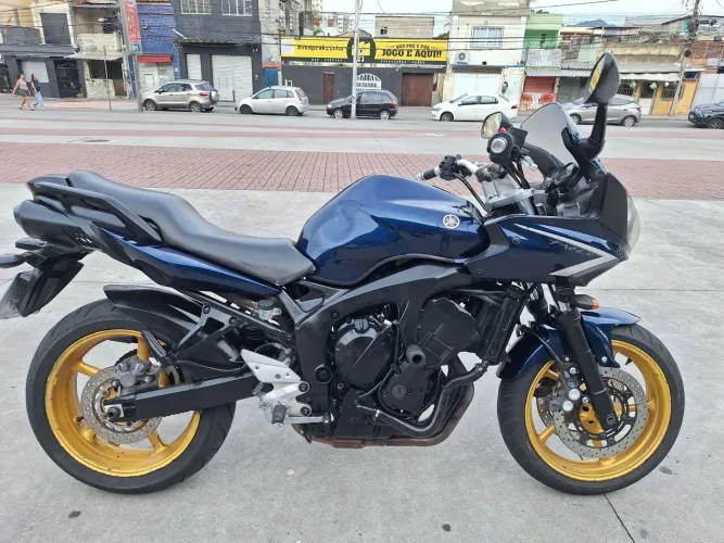 YAMAHA FZ6 FAZER 600S TROCO ACEITO CARRO OU MOTO MAIOR OU MENOR VALOR 