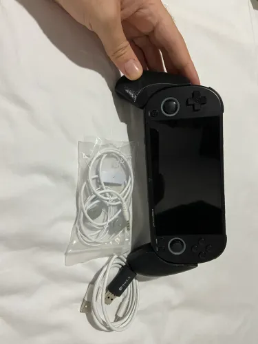 Trimui Smart Pro - Quase Novo | Completo + Suporte para as mãos!