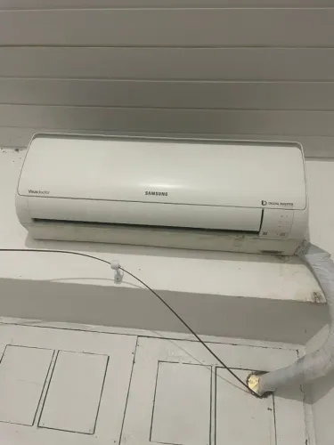 Ar Condicionado para Conserto (vazamento de gás)