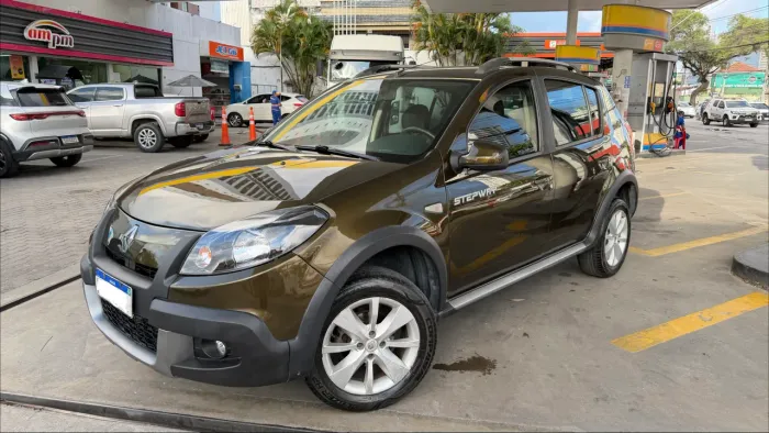Renault Sandero Stepway Hi-power 1.6 8V 5P 2014