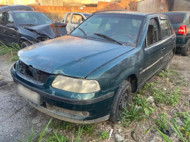 Vendo peças de Gol 1.0 16v 2000
