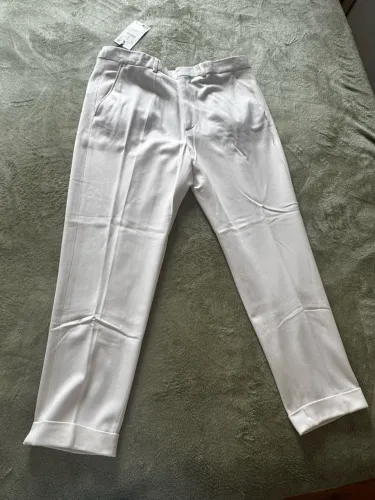 Calça Zara alfaiataria em algodão e elastano , tamanho 42 na etiqueta barra italiana