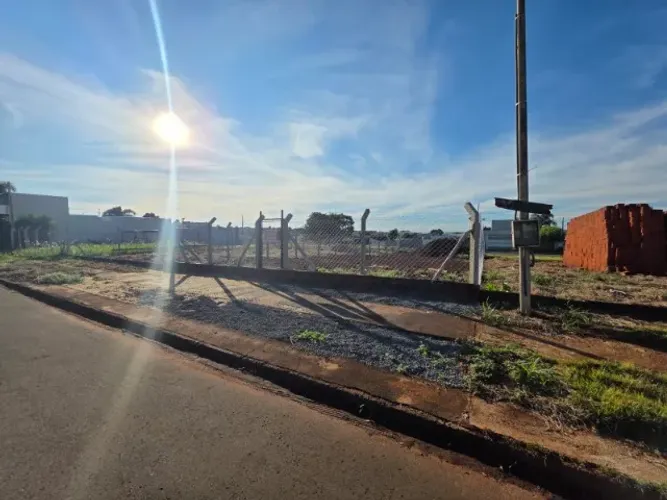 Excelente Terreno em Maringá- 432 m² - 12x36mts