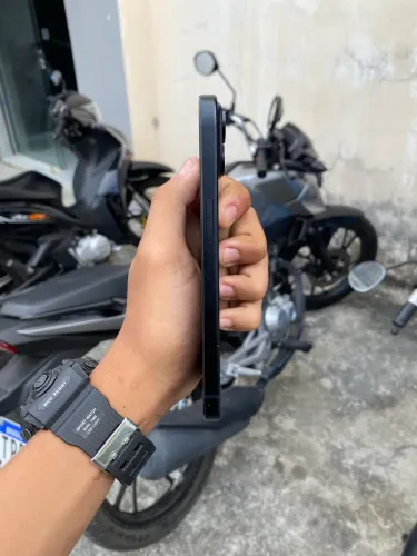 IPHONE 15 256GB