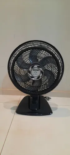VENTILADOR DE MESA ARNO