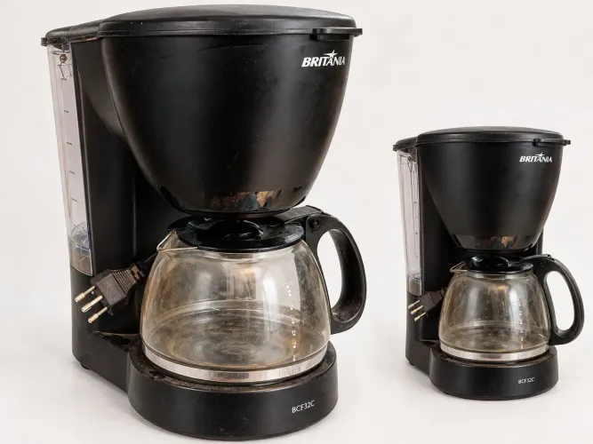 Cafeteira Elétrica Britânia BCF32C Preta 220 V