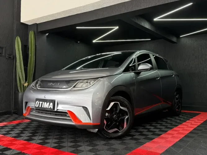 BYD Dolphin EV (Elétrico) 2024
