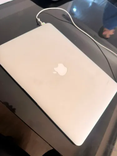 MacBook Air 13" 2015 - i7 2.2GHz / 500GB SSD / 8GB RAM