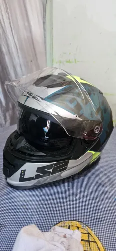 Vendo ou troco Capacete ls2