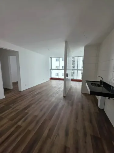 Venda Torre Evidence 64m2  com 2/4 sendo 1/suite