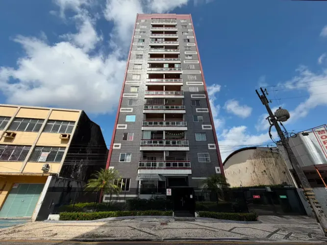 Apartamento MOBILIADO Ed. Colorado - 98 m² com 3/4 sendo 2 suítes e 1vg Cidade Velha - Bel