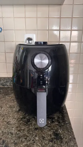 AIR FRYER ELETROLUX RITA LOBO