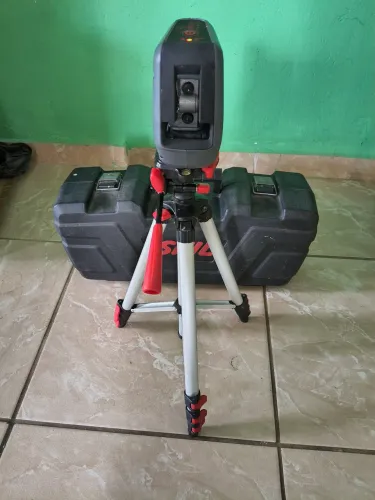 Batedor de nível a laser  sklL 350 reais 