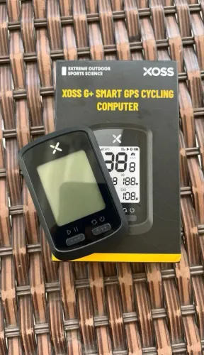 Ciclocomputador XOSS G+ - Excelente estado, com capinha e película
