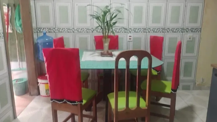 Mesa de jantar de vidro