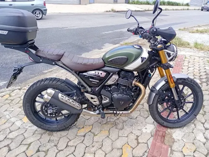 Vende-se Moto TRIUMPH/SCRAMBLER 400x