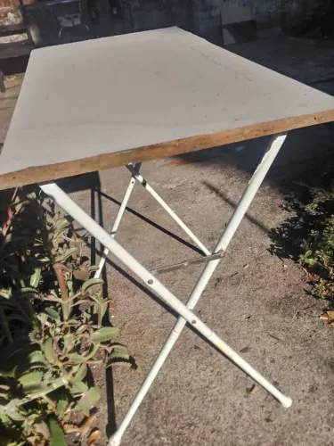TAMPO DE MESA MDF E ARMACAO DE MESA