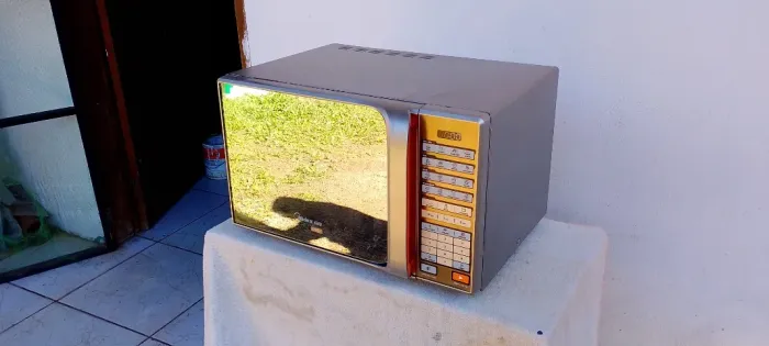 Micro-Ondas Midea Espelhado com Grill 127V Funcionando tudo R$349,90
