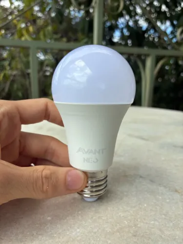 Lâmpada Inteligente Wi-Fi Avant Neo 10W Alexa Google - Produto Novo