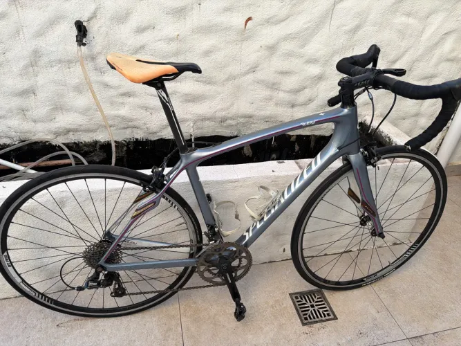 Bicicleta Specialized Speed Carbono Ruby