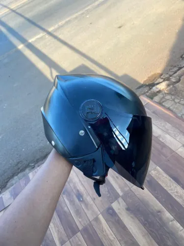 Capacete New libert 3 Preto Fosco Personalizado Com Viseira Fumê. Tam 56.