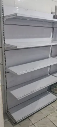 Prateleira semi nova