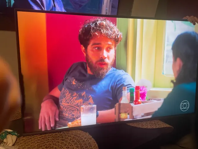 Televisão Samsung crystal 4k 